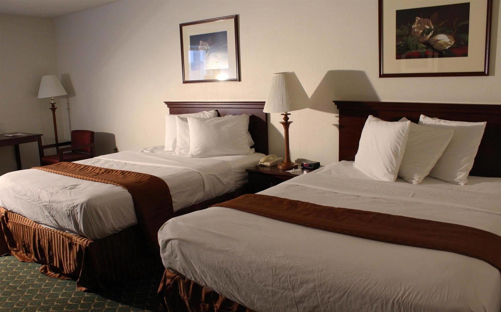 Days Inn By Wyndham Erie Kearsarge Екстер'єр фото